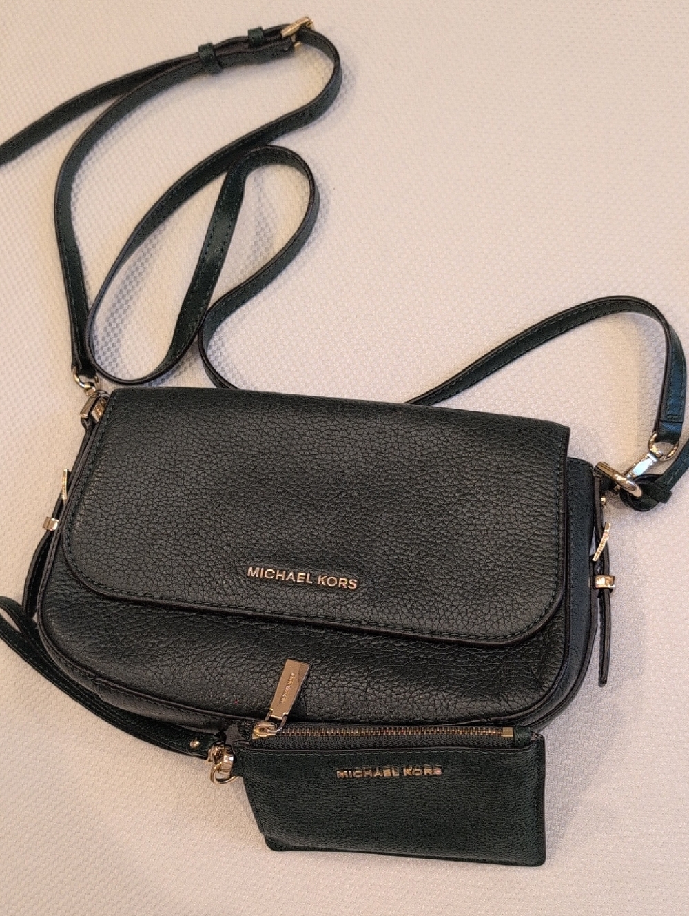 Michael Kors Dark Green Pebbled Leather Crossbody with Matching Wallet/Wristlet
